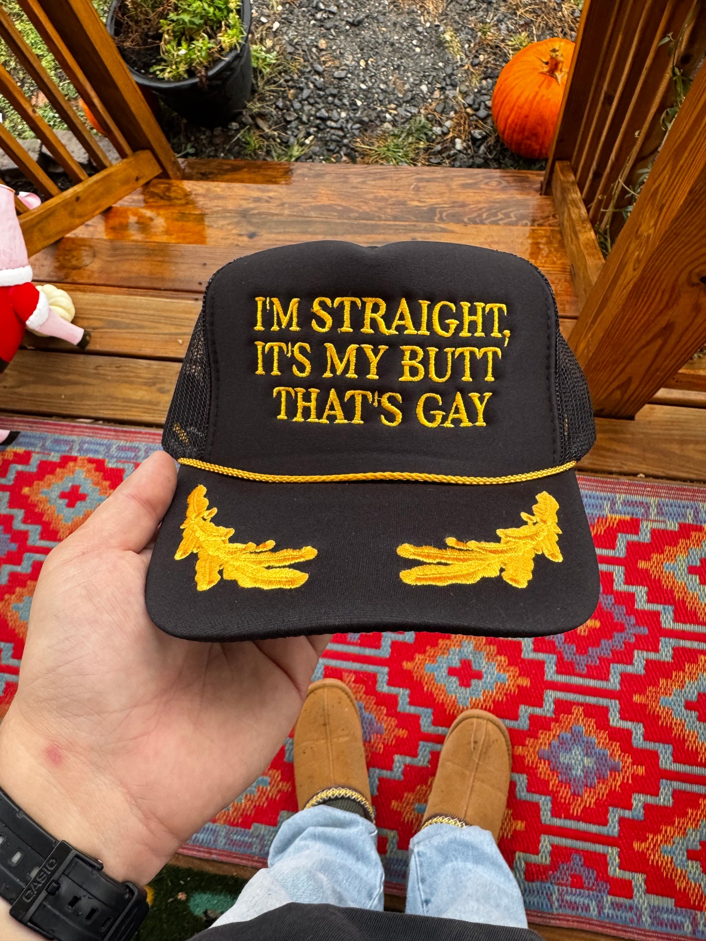 I’m straight, it’s my butt that’s gay (BLK/ GOLD)