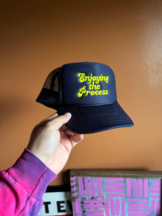 Enjoying the process (Navy)