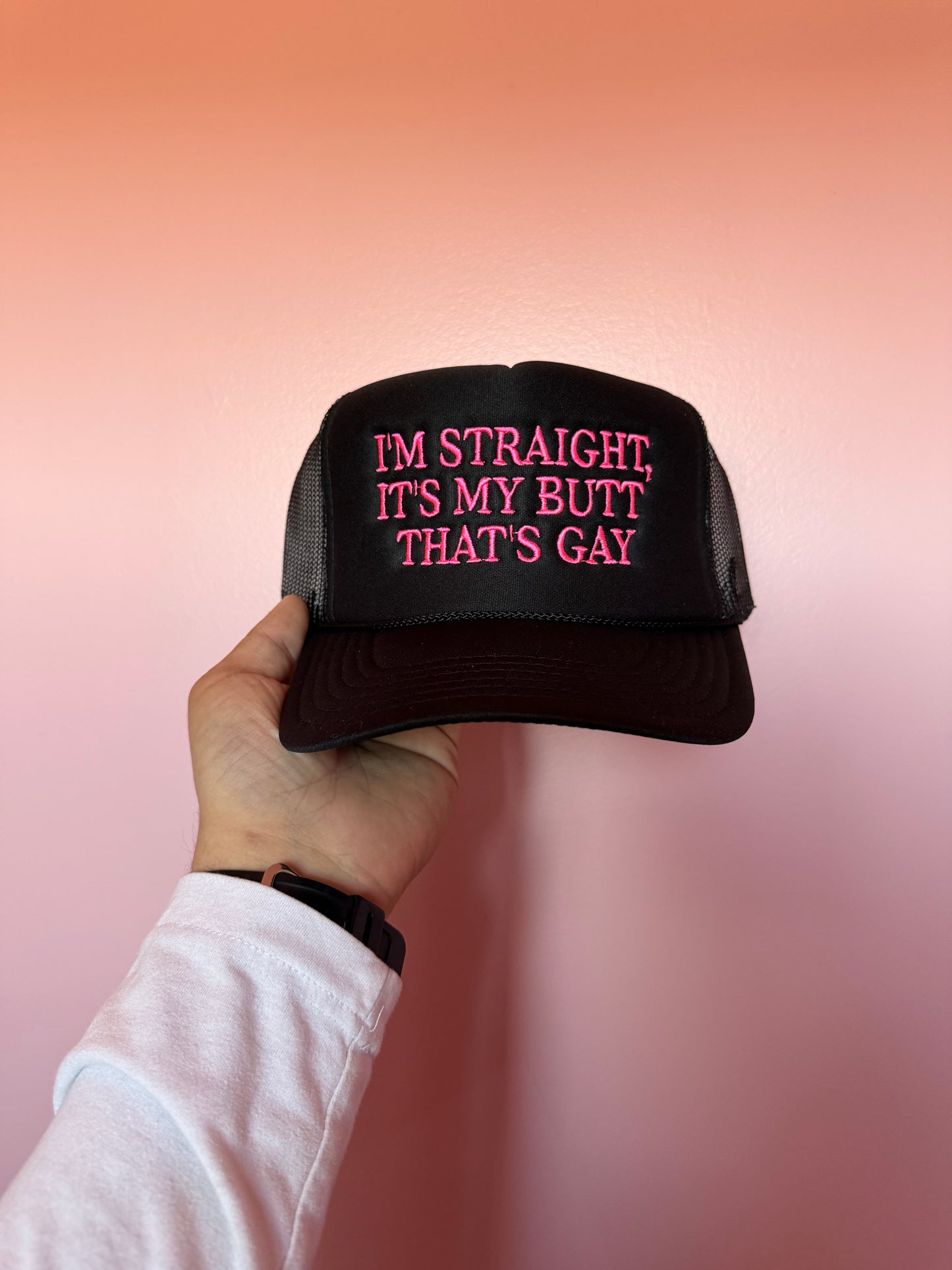 I’m straight, it’s my butt that’s gay (Black/Pink)