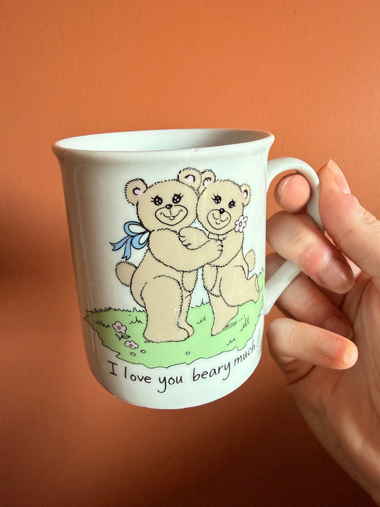 I love you beary much Mug