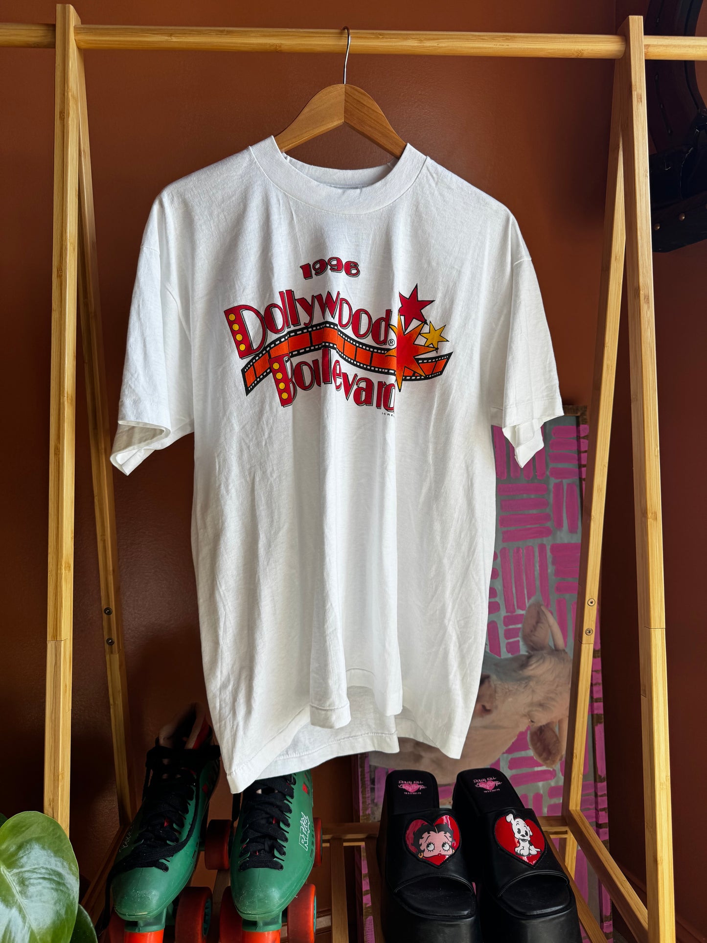 1996 Dollywood Tee Size XL